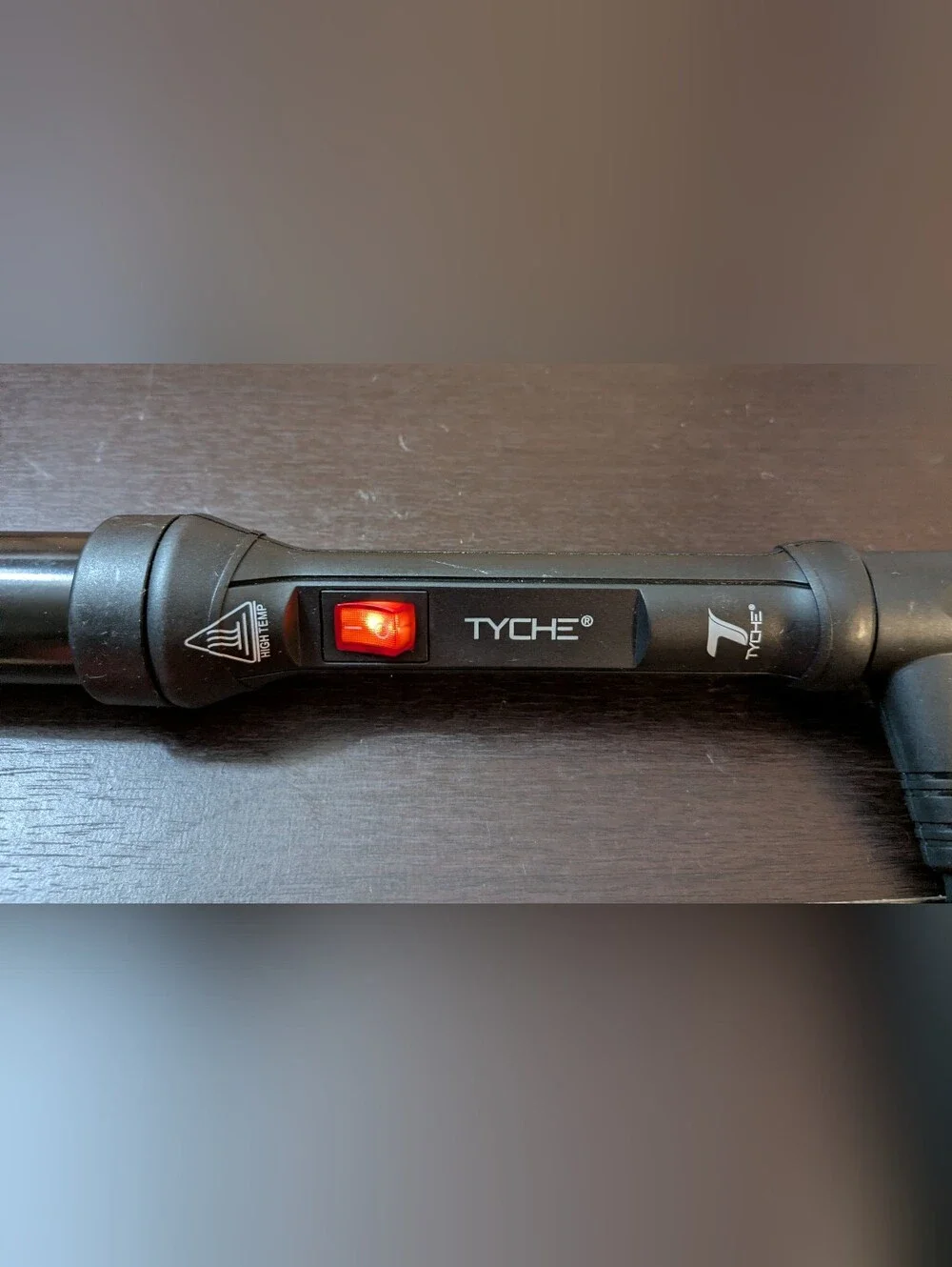Tyche Professional Curling Wand with Red Power Switch